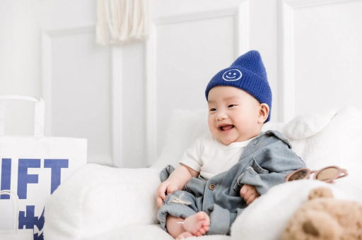 呼伦贝尔8个月宝宝能吃西瓜吗 呼伦贝尔8个月宝宝能吃西瓜吗